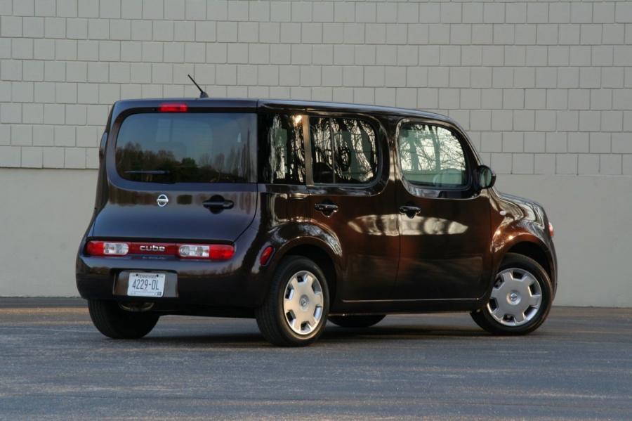  Nissan Cube (Z12) 2009 года  (US) (фото 42 из 84)